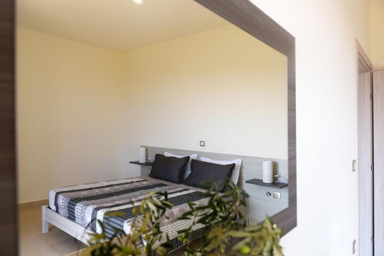 Stelia Luxury Apartments Kalavárda Exteriér fotografie