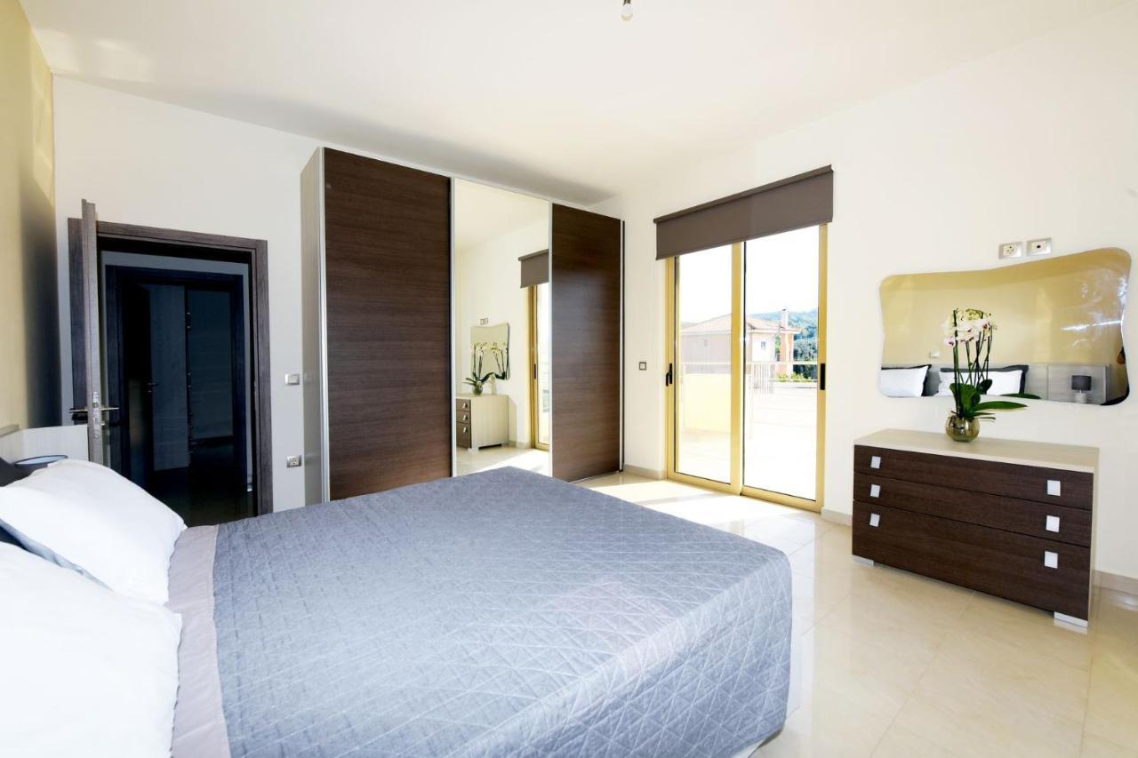 Stelia Luxury Apartments Kalavárda Exteriér fotografie
